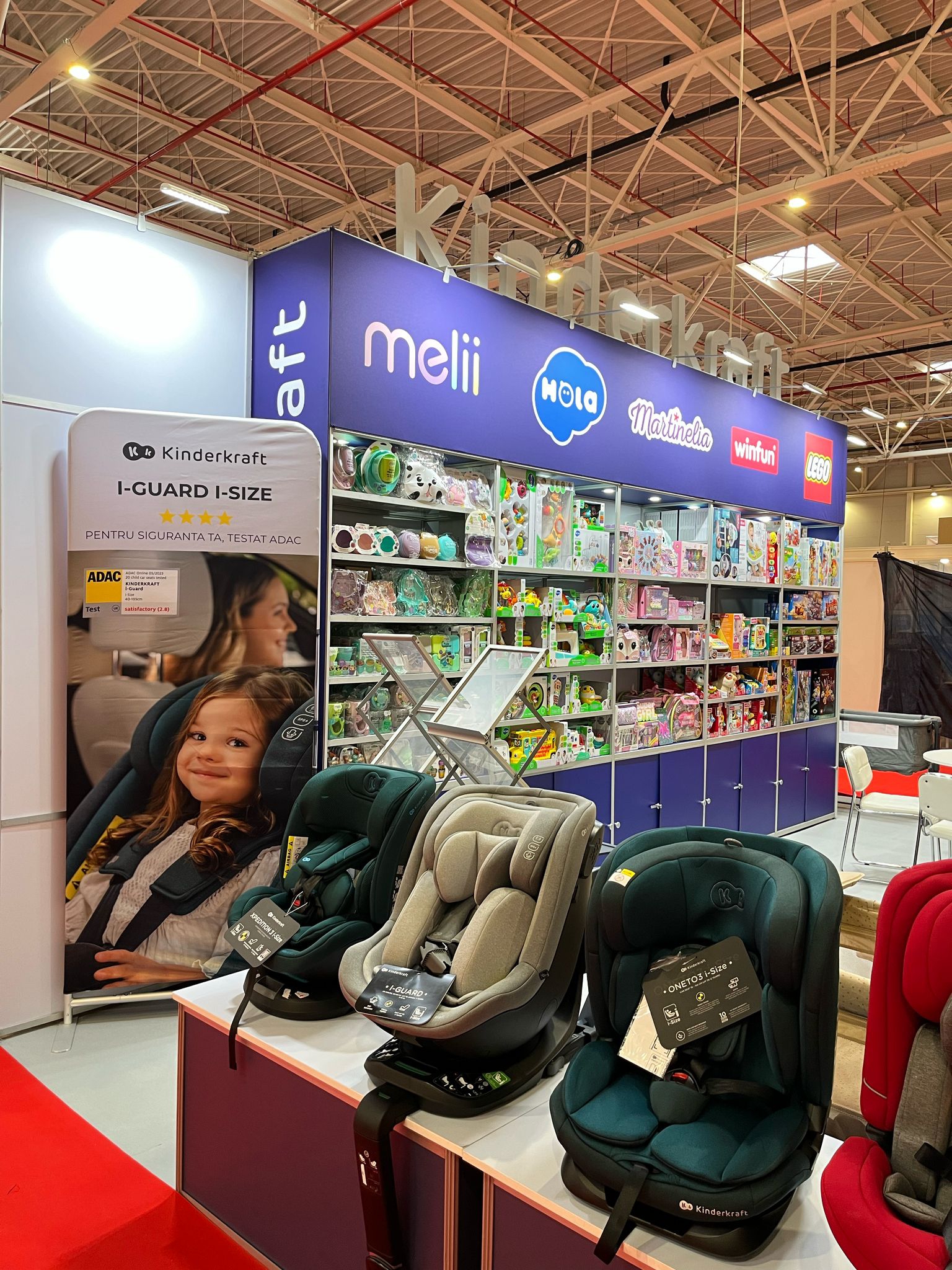 stand expozitional personalizat BabyBoomShow