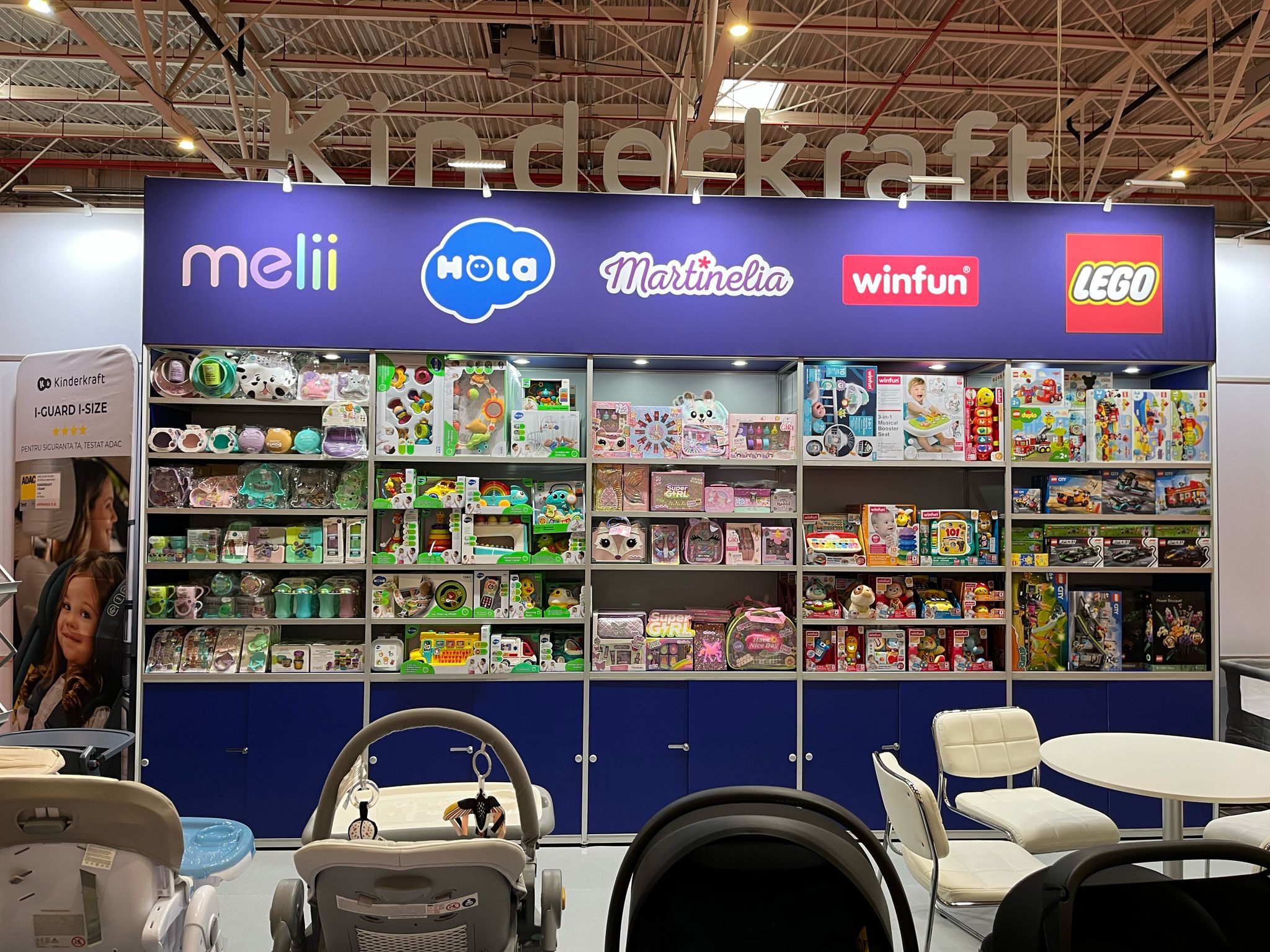 stand expozitional personalizat BabyBoomShow